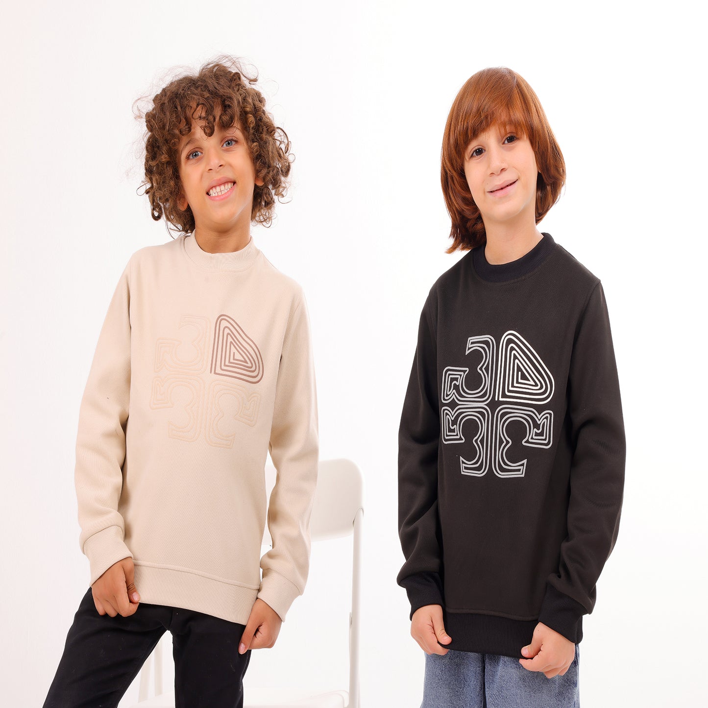 MOCHI- Basic sweatshirt